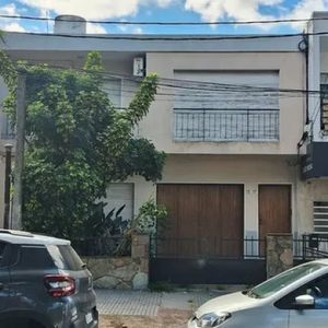 Alquiler O Venta Casa 4 Dormitorios Buceo Parrillero Y Cochera