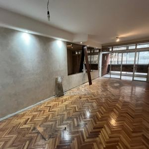 Alquiler Apartamento 2 Dormitorio Pocitos Con Balcon Y Garaje