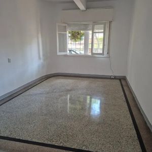 Alquiler Apartamento 2 Dormitorio Buceo Con Patio