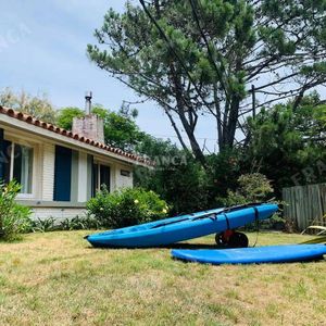 Casa De  Tres Cuartos Con Encanto En El Corazón De La Barra