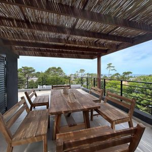 Moderno Departamento De 3 Cuartos En Venta En La Barra