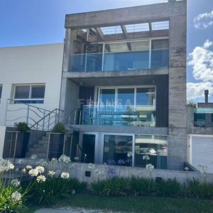 Casa En Alquiler A Pasos De La Posta Del Cangrejo