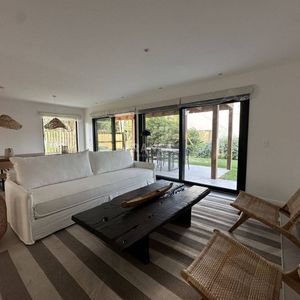 Departamento En Pb En Alquiler De 3 Cuartos En La Barra