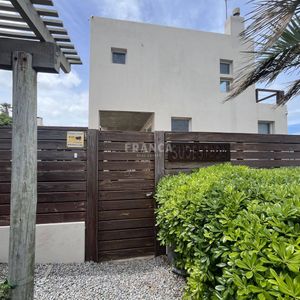 Casa En Alquiler Temporal De 6 Ambientes En La Barra