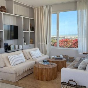 Casa En Alquiler De 3 Dormitorios En Club De Mar Jose Ignaico