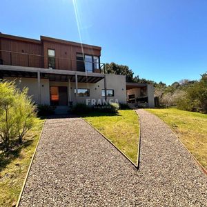 Casa Disponible En Alquiler En Arenas De José Ignacio