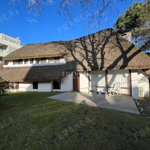 Venta De Casa En Parada 22 De La Brava, Punta Del Este.