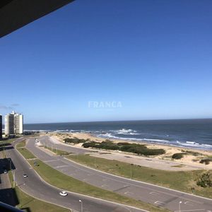 Apartamento En Imperial Amenities De Categoría Vista A Playa