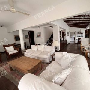Casa En El Corazón De La Barra, 6 Dormitorios.