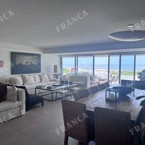 Espectacular Apartamento De Cuatro Suites Sobre Montoya
