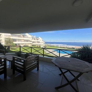Departamento De Primera Categoría En Venta En Manantiales