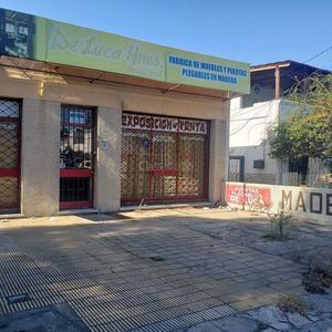 Venta De Local A Reciclar O Terreno En Buceo