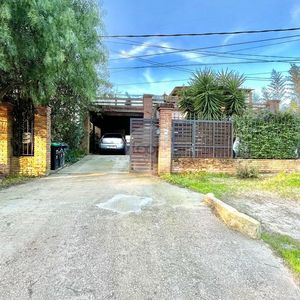 Alquiler Casa 1 Dormitorio Con Cochera, Pinar Sur