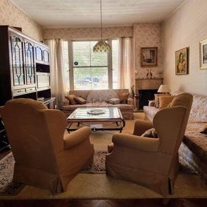 Venta Casa Parque Batlle 4 Dormitorios, 4 Baños, Piscina Y Gran Fondo. Ideal Familia Grande Y/o Empr