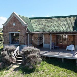 Venta Casa En Punta Del Diablo, En La Paz De La Zona Sur De  La Playa La Viuda