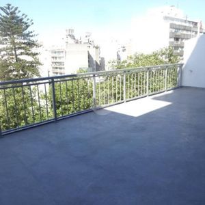 Apartamento Penthouse Próximo Plaza Gomensoro