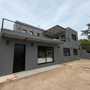 Venta Lomas De Solymar, Casa 3 Dorm, 3 Baños, Parrillero