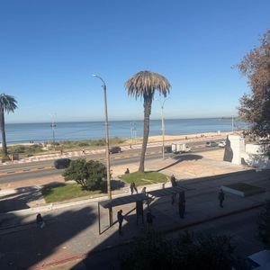 Alquiler Apartamento 3 Dormitorios + Servicio Pocitos