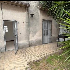 Casa En Venta C/ Cochera En Paso Molino
