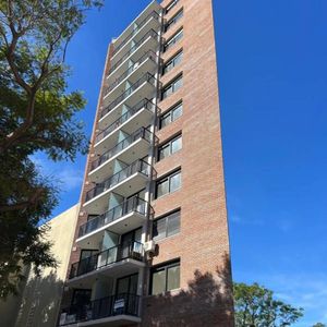 Apartamento En Alquiler C/ Cochera En Parque Batlle