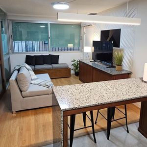 Apartamento En Alquiler Amueblado En Ciudad Vieja
