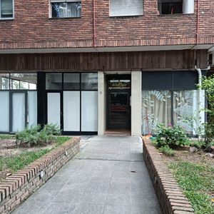 Venta Local Comercial / Oficina En Pocitos