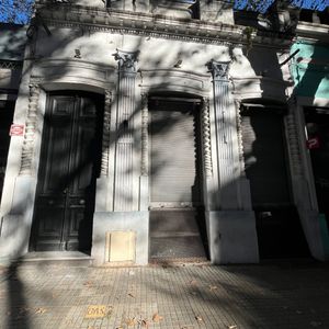 Venta Local Comercial Con Renta En Parque Rodó