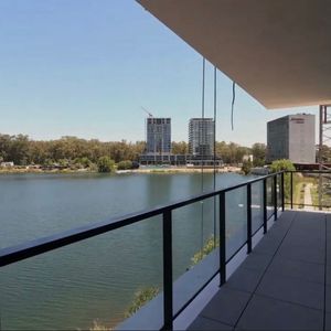}venta Apartamento 3 Dormitorios Con Terraza En Lago Calcagno, Carrasco Este