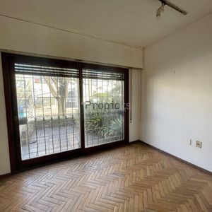 Venta De Casa 5 Dormitorios Y 5 Baños Con Garaje En Punta Carretas