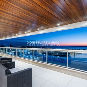Venta Pent House Duplex - 4 Suites + Dependencia - Edificio Puerto Punta