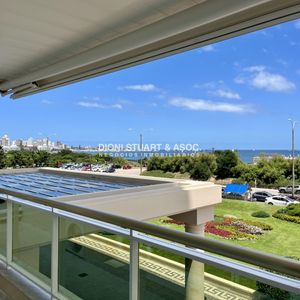 Venta Coral Tower - 3 Dormitorios En Suite + Dependencia - Esquinero A Punta Ballena