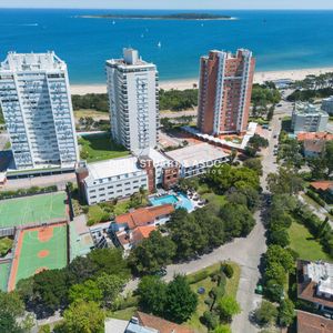 Hotel La Foret En Venta - Playa Mansa