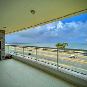 Venta Apartamento 3 Dormitorios Punta Del Este. Primera Linea Playa Mansa