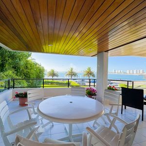 Venta Apartamento 4 Dormitorios Y Servicio Punta Del Este Amarras Del Sol