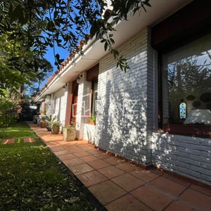 Casa En Venta 3 Dormitorios En Pinares
