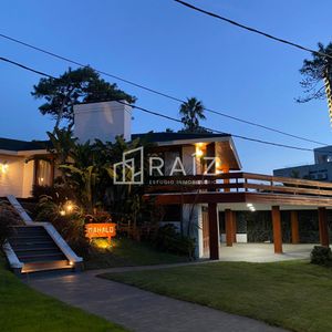 Hermosa Casa Disponible Por La Temporada.