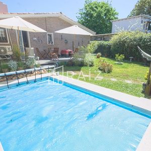 Casa En Alquiler De Temporada Con Piscina Climatizada Mansa