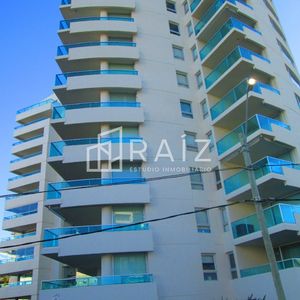 Apartamento En Oportunidad!!!  A Metros Del Mar