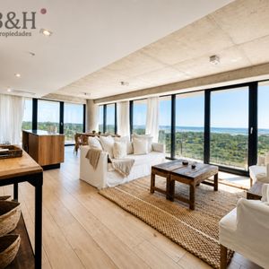 Venta De Apartamento De 1 Dormitorio En Suite Piso Alto De Torre Surfside Village, Punta Del Este