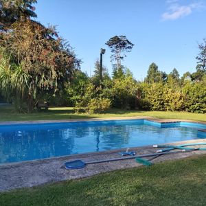 Hermosa Casa En Venta En Beverly Hills De 5 Dormitorios Con Piscina Y Parrillero