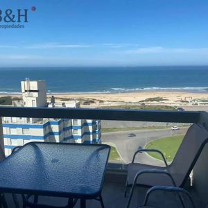 Apartamento Frente Al Mar - Playa Brava 3 Dormitorios.