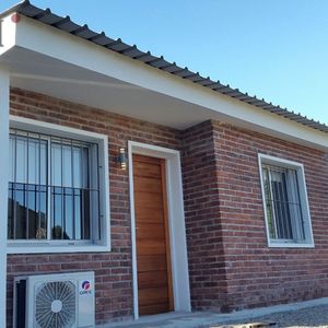 Casa De 3 Dormitorios En El Tesoro, La Barra. Venta Y Alquiler Anual