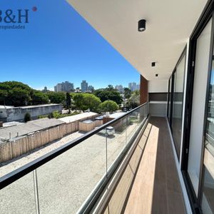 Venta Apartamento Dos Dormitorios Punta Del Este Playa Mansa Parrillero Propio