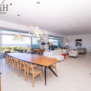 Apartamento Exclusivo En Venta En Primera Linea En La Brava