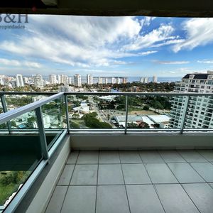 Piso Alto, Edificio Moderno Y Con Servicios, Alquiler Anual Disponible!