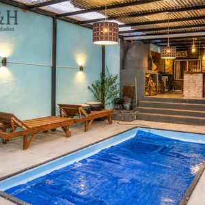 En Venta Casa De 4 Dormitorios En Barrio 4 H En Maldonado, Con Barbacoa Y Piscina