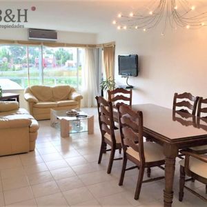 Complejo Lincoln. Apartamento 3 Dormitorios En Alquiler  - Playa Mansa Punta Del Este