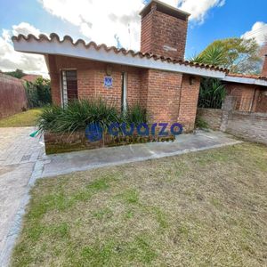 Alquiler Muy Linda Casa. Carrasco Norte. 2 Dormitorios. 2 Baños