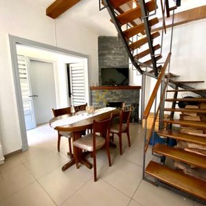 Casa En Venta 5 Dormitorios 2 Baños En Reducto, Montevideo