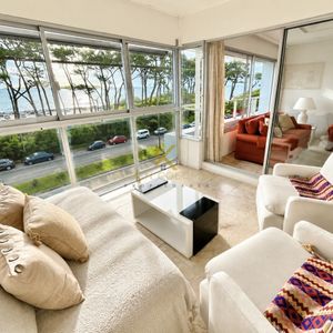 Apartamento En Alquiler Anual Primera Linea Playa Mansa